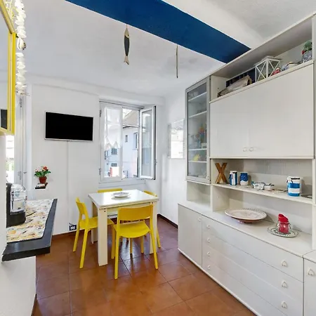 Casa Monica - Arenzanohost Apartment