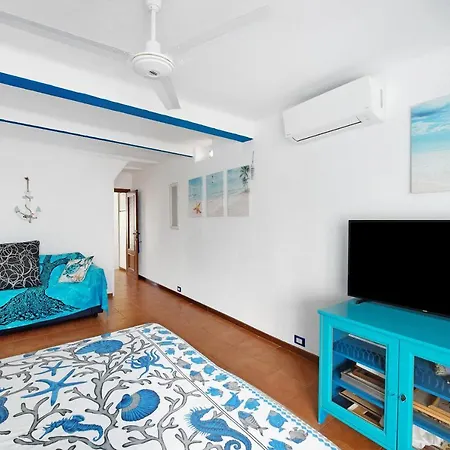 Casa Monica - Arenzanohost Апартаменты